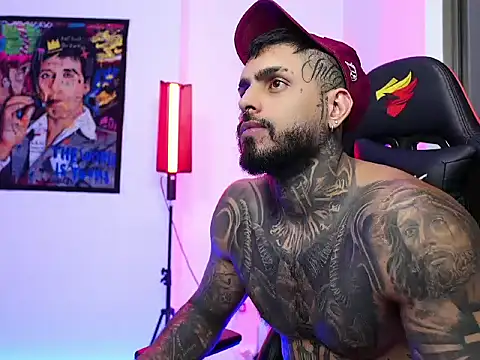 logan hugh8 online show from 11/04/25, 06:45