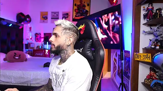 logan hugh8 online show from 03/09/26, 04:38