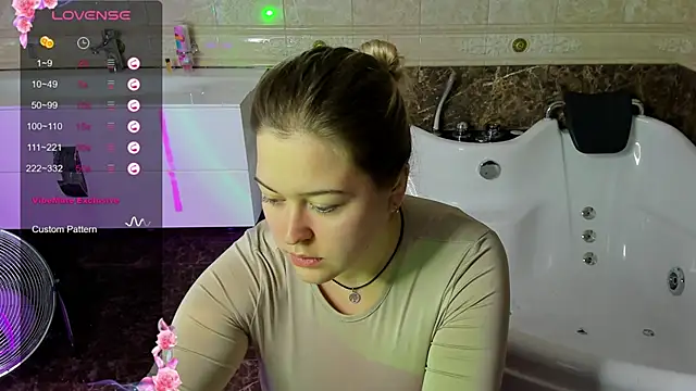 HelenHartt online show from 11/10/25, 01:59