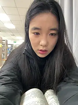 Snapshot of luluya1314 chatting on 03/10/26, 11:26 luluya1314 online show from 03/10/26, 11:26