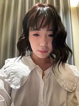 Snapshot of luluya1314 chatting on 04/04/26, 06:22 luluya1314 online show from 04/04/26, 06:22