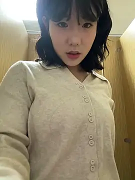 Snapshot of luluya1314 chatting on 04/08/26, 11:21 luluya1314 online show from 04/08/26, 11:21