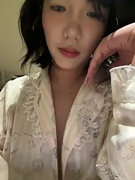 Snapshot of luluya1314 chatting on 04/12/26, 03:33 luluya1314 online show from 04/12/26, 03:33