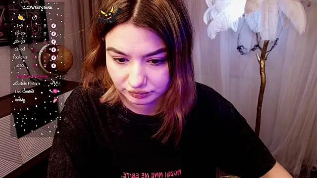 Dark Moni online show from 11/05/25, 02:44