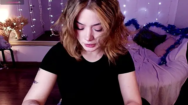 Dark Moni online show from 12/14/25, 02:50