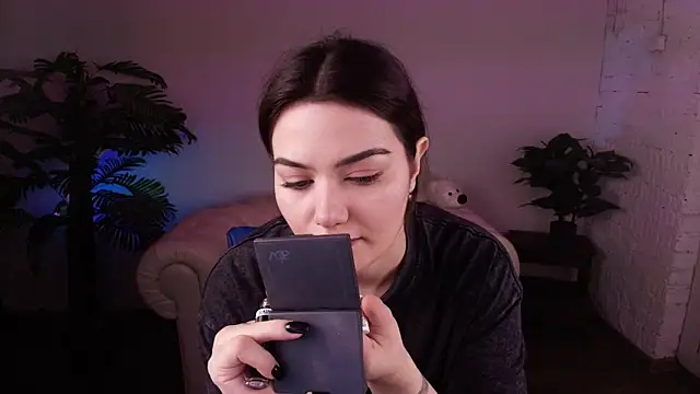 Snapshot of Dark_Moni chatting on 03/15/26, 02:50 Dark Moni online show from 03/15/26, 02:50