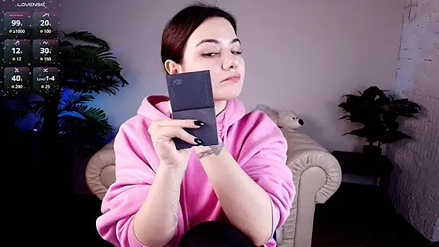 Snapshot of Dark_Moni chatting on 03/29/26, 02:44 Dark Moni online show from 03/29/26, 02:44