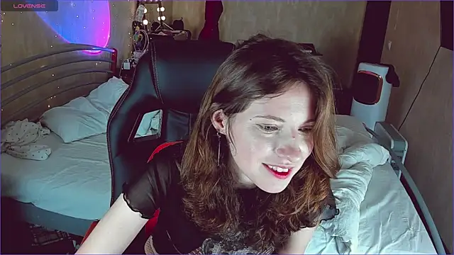 Agata in Wonderland online show from 09/14/25, 09:36