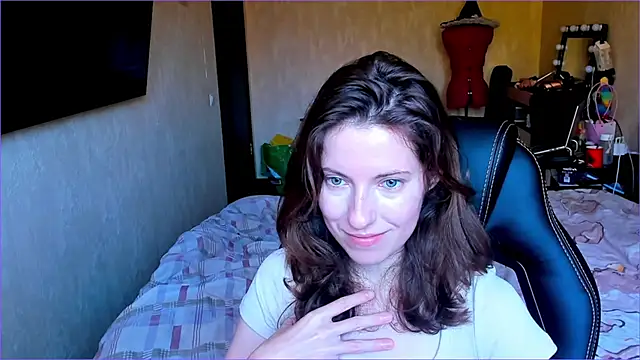 Agata in Wonderland online show from 10/03/25, 08:55