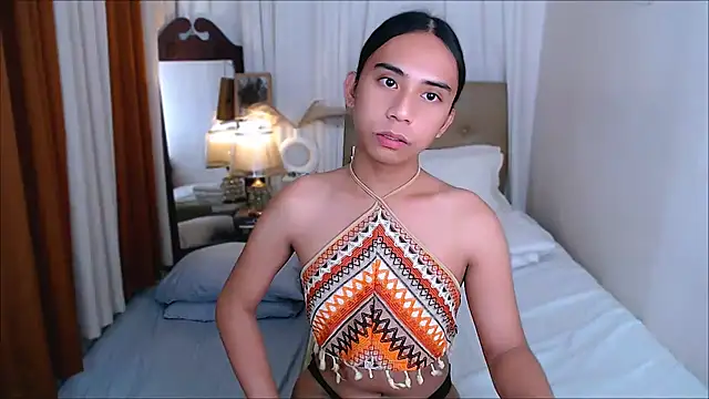 Snapshot of scarlet_smith7 chatting on 03/21/26, 07:02 scarlet smith7 online show from 03/21/26, 07:02