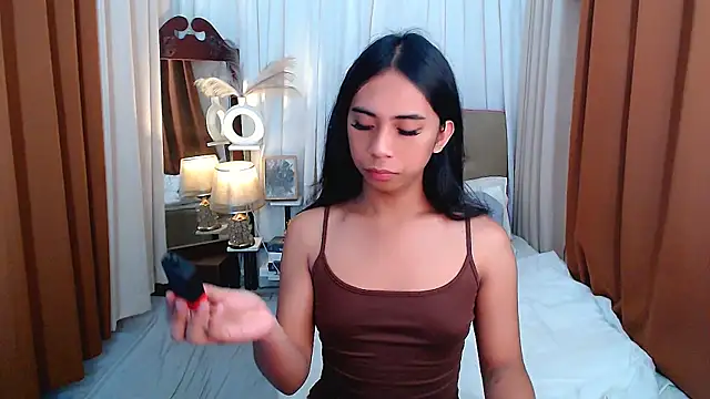 Snapshot of scarlet_smith7 chatting on 04/19/26, 01:27 scarlet smith7 online show from 04/19/26, 01:27