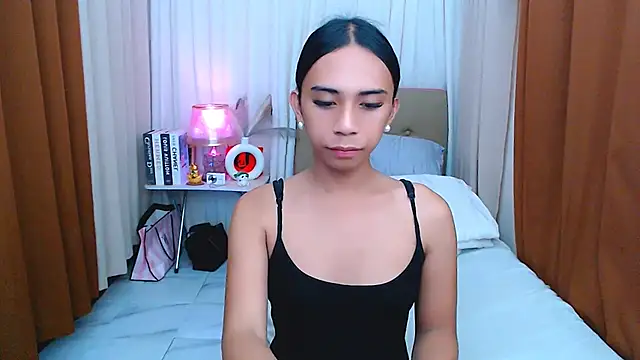 Snapshot of scarlet_smith7 chatting on 05/26/26, 02:24 scarlet smith7 online show from 05/26/26, 02:24