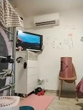 Snapshot of SweetSun69 chatting on 03/22/26, 08:34 SweetSun69 online show from 03/22/26, 08:34