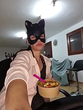 Snapshot of SweetSun69 chatting on 04/20/26, 07:37 SweetSun69 online show from 04/20/26, 07:37