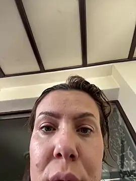 Snapshot of emmasweett11 chatting on 09/09/25, 10:15 emmasweett11 online show from 09/09/25, 10:15