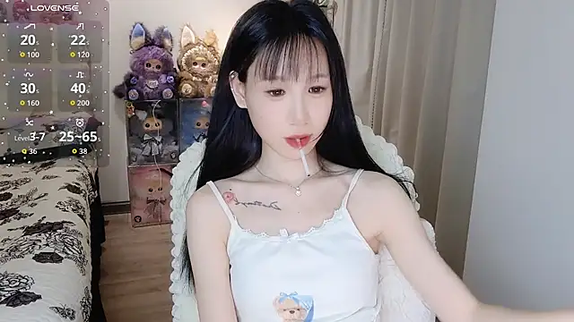 Snapshot of M-OTT_ chatting on 06/11/26, 02:48 M-OTT online show from 06/11/26, 02:48
