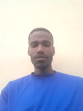 negrobrazil92 online show from 10/24/25, 11:06