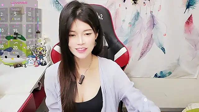 Alina10932 online show from 11/25/25, 09:20