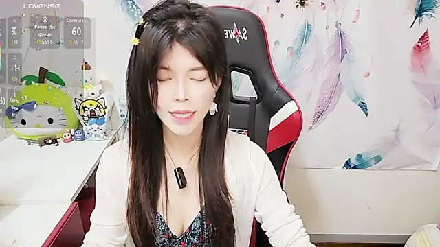 Alina10932 online show from 12/05/25, 09:29