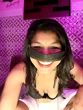 Horny Ishika online show from 09/21/25, 07:43