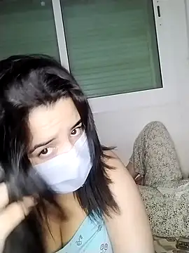 Snapshot of maria_sexyyyy chatting on 10/10/25, 03:38 maria sexyyyy online show from 10/10/25, 03:38