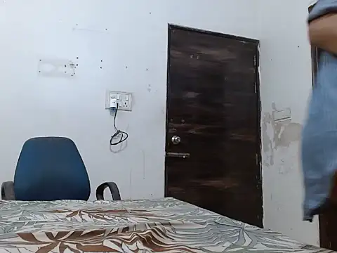 Snapshot of soya_queen chatting on 10/24/25, 03:25 soya queen online show from 10/24/25, 03:25