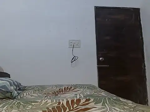 Snapshot of soya_queen chatting on 11/20/25, 07:52 soya queen online show from 11/20/25, 07:52