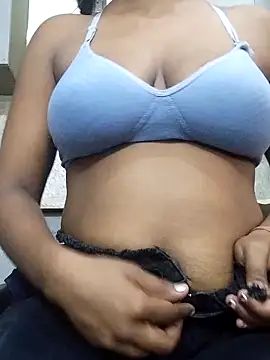 Snapshot of Laxmi_89 chatting on 05/03/26, 04:29 Laxmi 89 online show from 05/03/26, 04:29