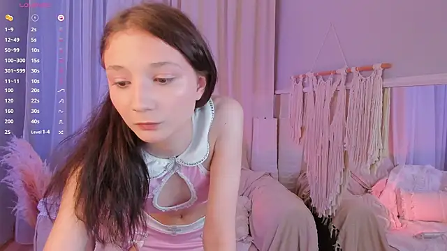 MilliMouse online show from 09/10/25, 05:13