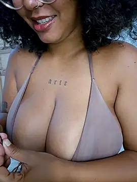 Snapshot of afrodeusa chatting on 11/14/25, 12:04 afrodeusa online show from 11/14/25, 12:04