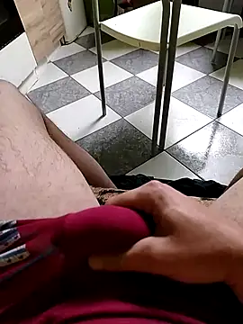 Snapshot of Kanos20@xh chatting on 09/10/25, 09:42 Kanos20xh online show from 09/10/25, 09:42