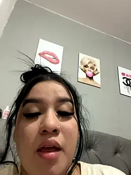 Aliciawhitee online show from 11/10/25, 02:21