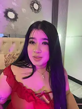 Snapshot of Aliciawhitee chatting on 04/21/26, 03:02 Aliciawhitee online show from 04/21/26, 03:02