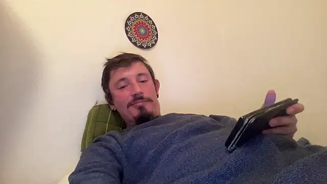 Snapshot of sunZfun chatting on 12/20/25, 10:50 sunZfun online show from 12/20/25, 10:50