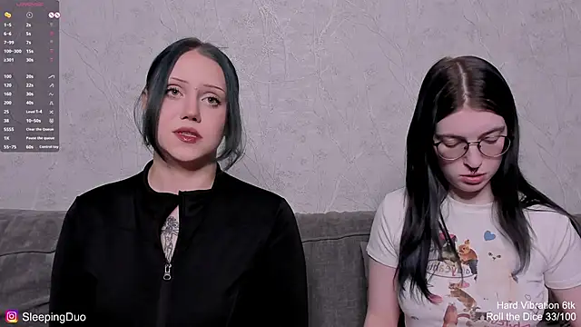 Snapshot of Threesomebabes chatting on 04/13/26, 05:29 Threesomebabes online show from 04/13/26, 05:29