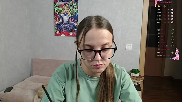 Snapshot of Violetwin chatting on 09/24/25, 06:11 Violetwin online show from 09/24/25, 06:11