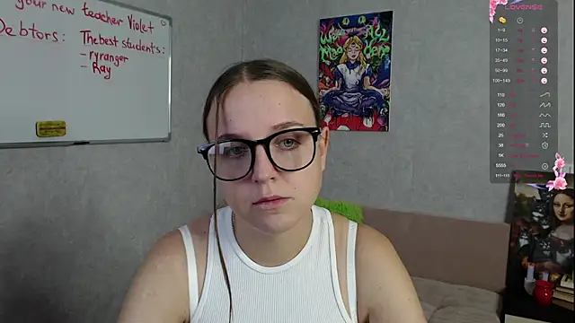 Snapshot of Violetwin chatting on 10/15/25, 04:18 Violetwin online show from 10/15/25, 04:18