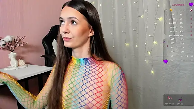 Snapshot of Monica_Velvet chatting on 10/21/25, 10:32 Monica Velvet online show from 10/21/25, 10:32