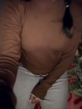 Snapshot of Laila_Pahadi chatting on 01/17/26, 08:45 Laila Pahadi online show from 01/17/26, 08:45