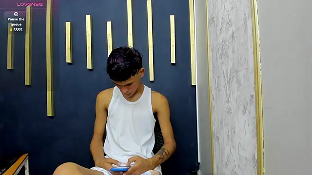 Snapshot of Just_D4v7 chatting on 09/29/25, 07:08 Just D4v7 online show from 09/29/25, 07:08