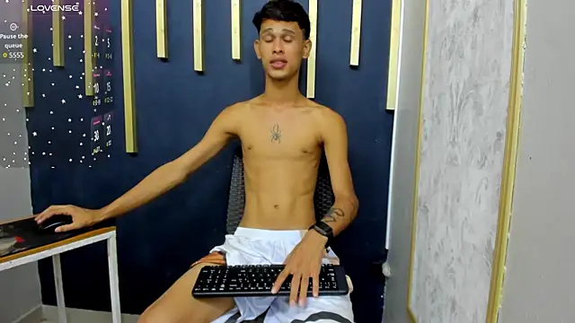 Snapshot of Just_D4v7 chatting on 10/02/25, 07:21 Just D4v7 online show from 10/02/25, 07:21