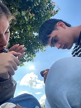 Snapshot of Samantha_2190 chatting on 11/07/25, 06:52 Samantha 2190 online show from 11/07/25, 06:52