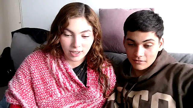 Snapshot of Samantha_2190 chatting on 11/15/25, 05:09 Samantha 2190 online show from 11/15/25, 05:09