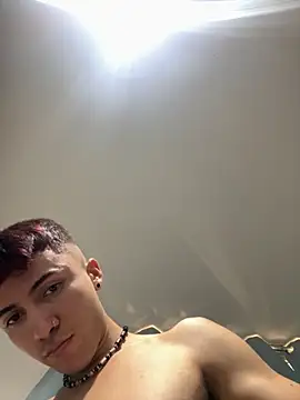 Snapshot of Mike_Benelli chatting on 09/12/25, 07:58 Mike Benelli online show from 09/12/25, 07:58