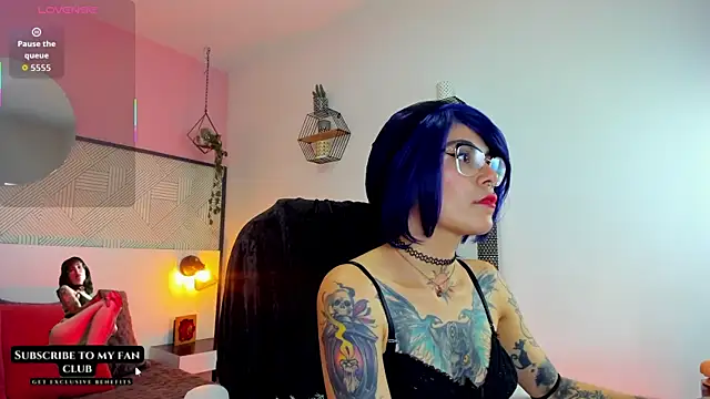 Snapshot of Esmeralda_CO chatting on 09/16/25, 12:39 Esmeralda CO online show from 09/16/25, 12:39