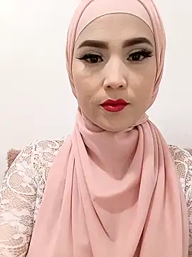 Snapshot of jamila_zair chatting on 03/24/26, 01:38 jamila zair online show from 03/24/26, 01:38