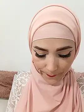 Snapshot of jamila_zair chatting on 04/15/26, 02:13 jamila zair online show from 04/15/26, 02:13