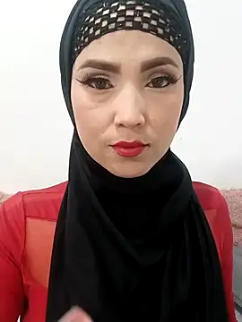 Snapshot of jamila_zair chatting on 04/18/26, 02:10 jamila zair online show from 04/18/26, 02:10