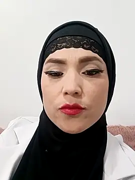 Snapshot of jamila_zair chatting on 04/23/26, 03:47 jamila zair online show from 04/23/26, 03:47