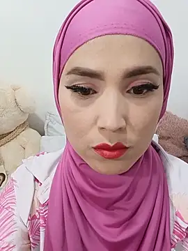 Snapshot of jamila_zair chatting on 05/22/26, 03:39 jamila zair online show from 05/22/26, 03:39
